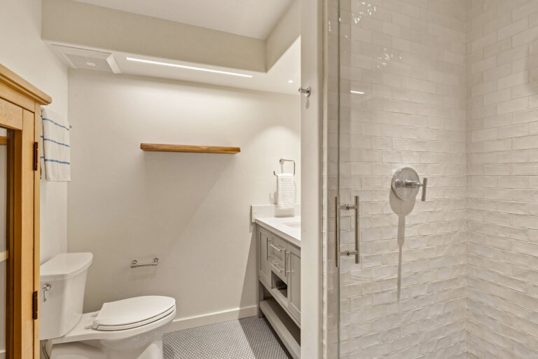 Bathroom (1)