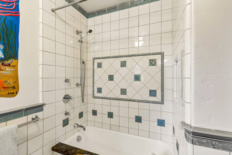 Bathroom (6)