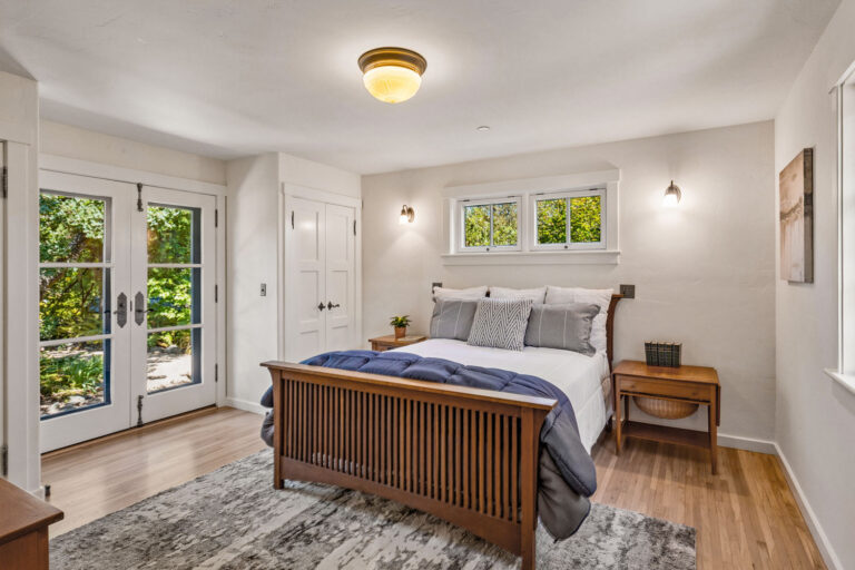 Bedroom (1)