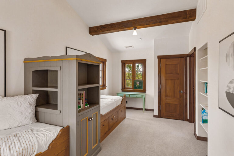 Bedroom (3)